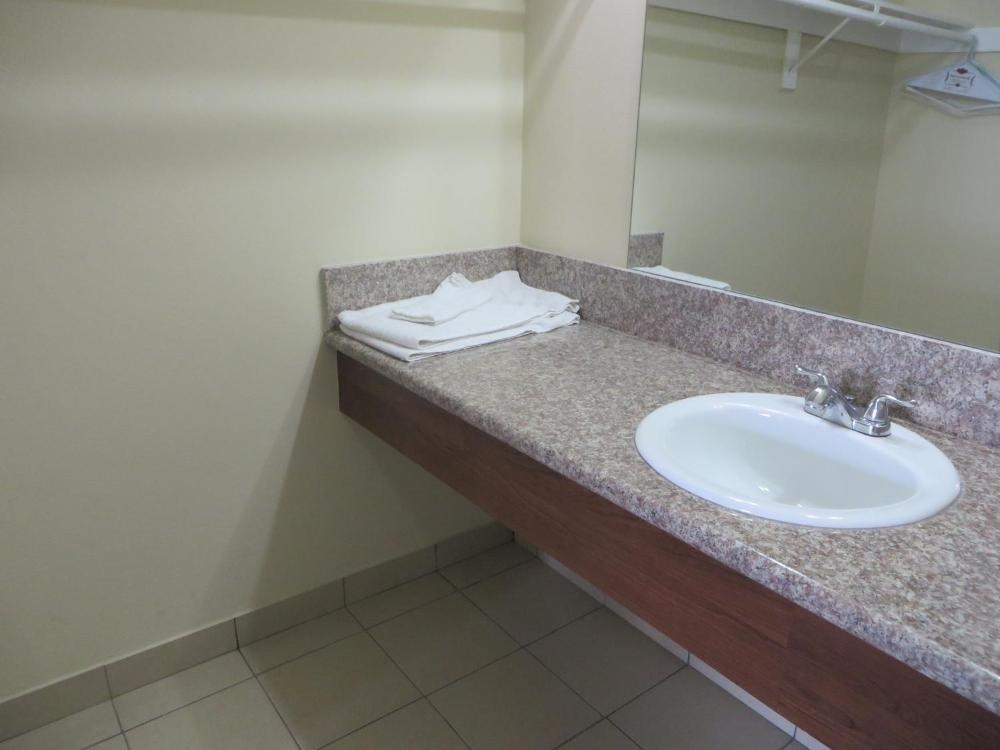 National Inn Garden Grove